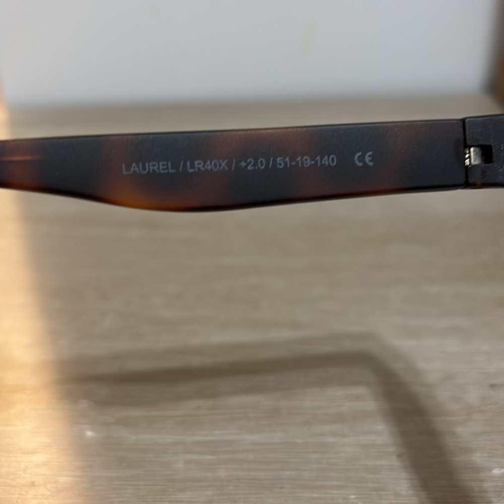 Look optic laurel Stylish Tortoiseshell Sunglasses - Picture 6 of 11